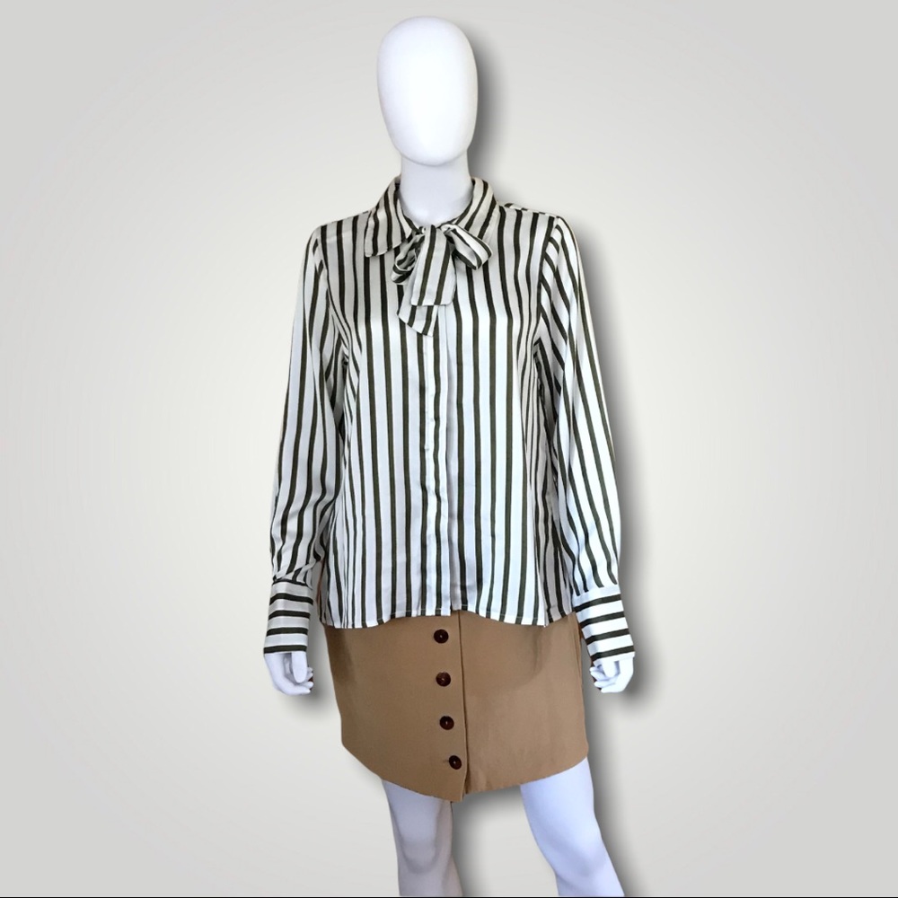 Line & Dot Stripe Long Sleeve Stripe Top